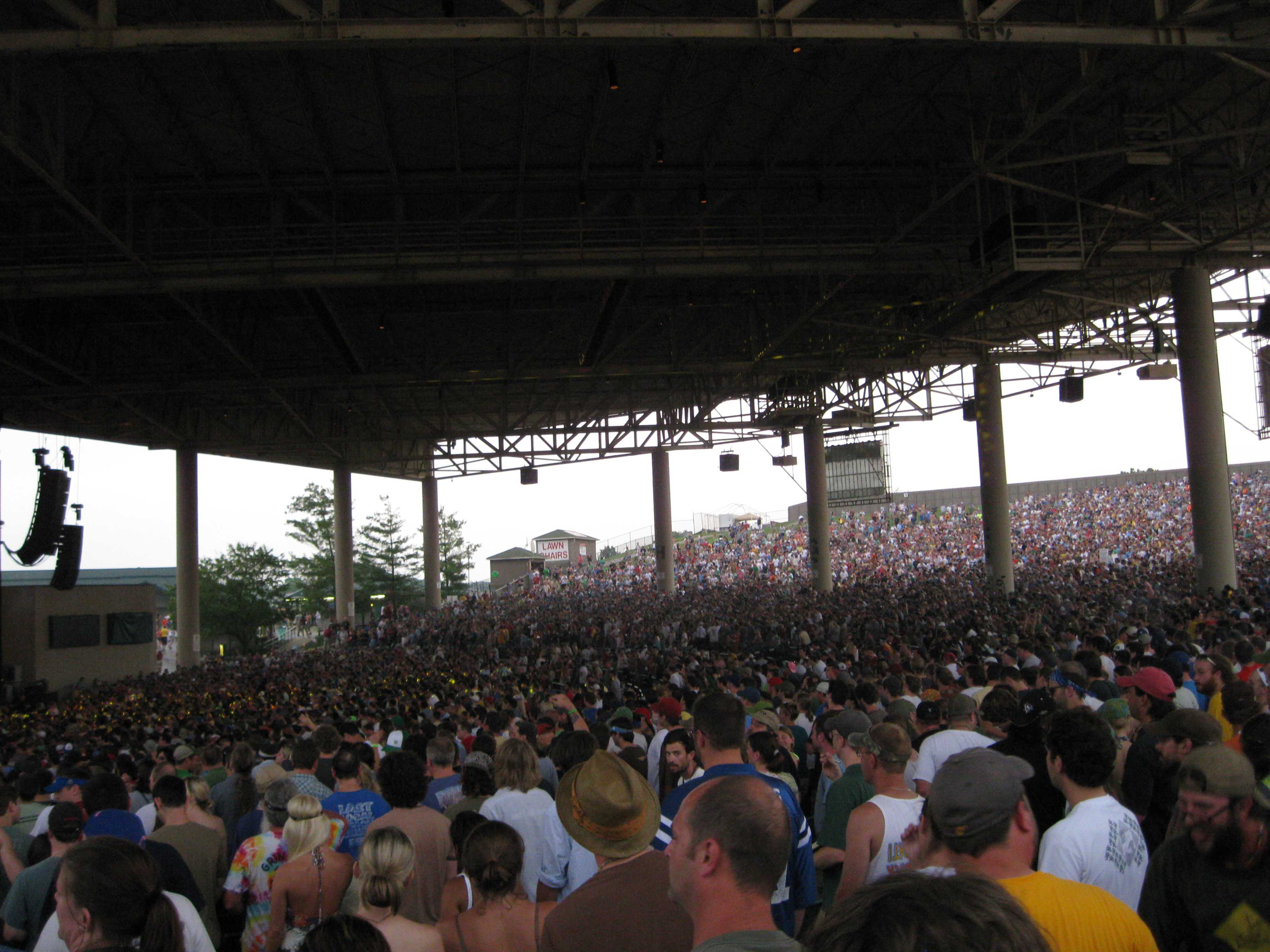 deer creek music center t shirt