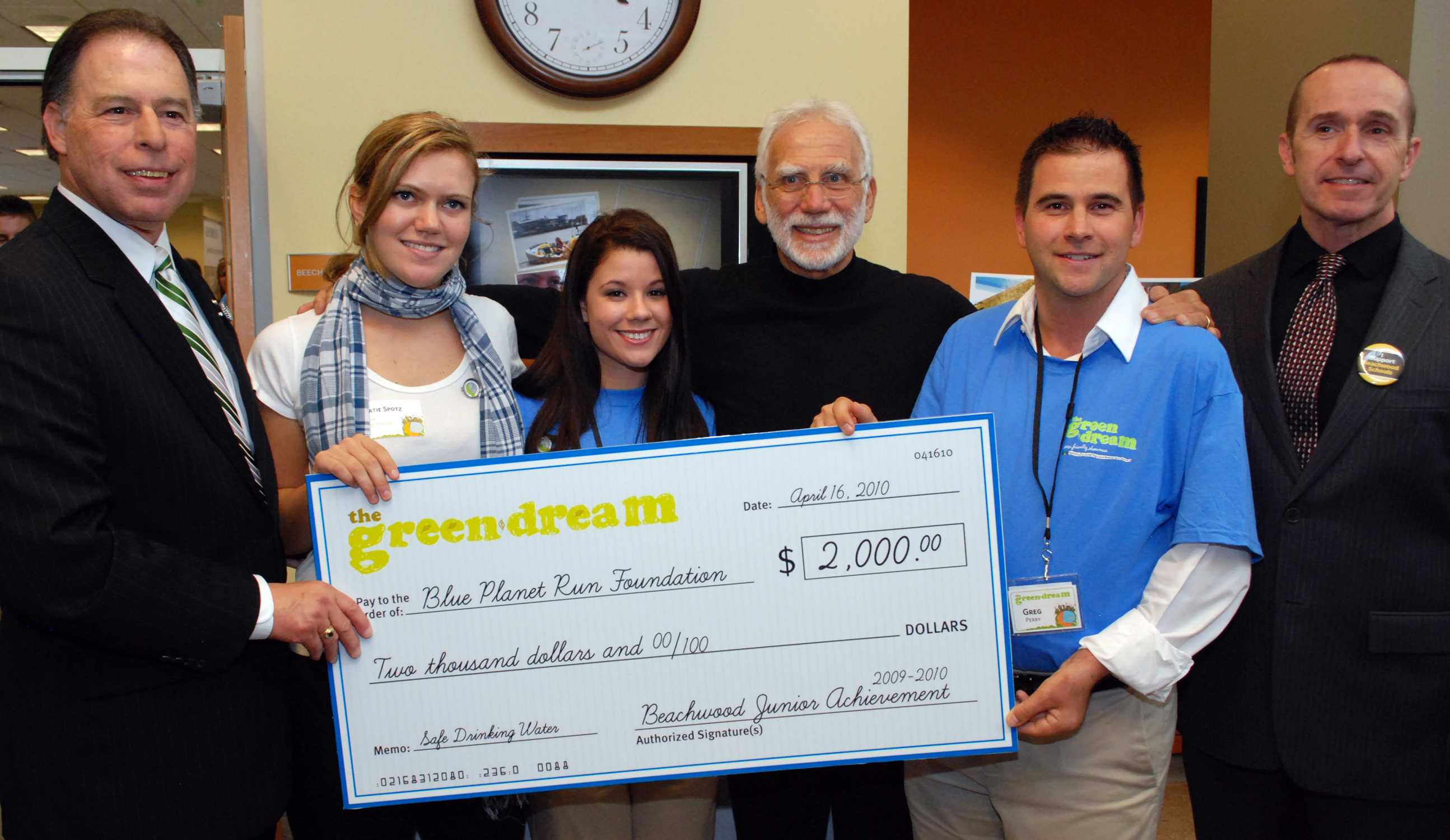 Katie Spotz rowed across the Atlantic to raise money for Blue Planet Run. In 2010, Perry's Green Dream marketing class donated $2,000 to her cause.