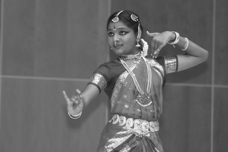 Swathi+Srinivasan+practices+Bharatanatyam%2C+a+classical+dance+from+southern+India.%0D%0APhoto+courtesy+of+Vindhya+Cultural+Association.