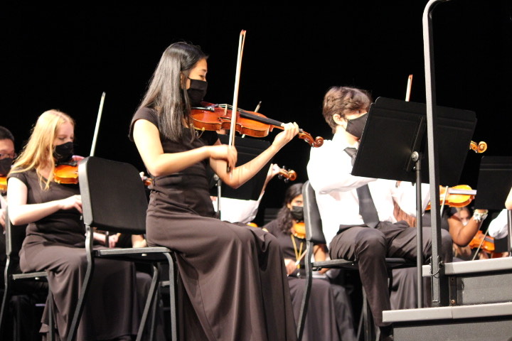 Concertmaster+Moonhee+Kim+is+a+member+of+the+Cleveland+Youth+Orchestra+and+a+participant+in+the+Cleveland+Institute+of+Music+young+artists%E2%80%99+program.