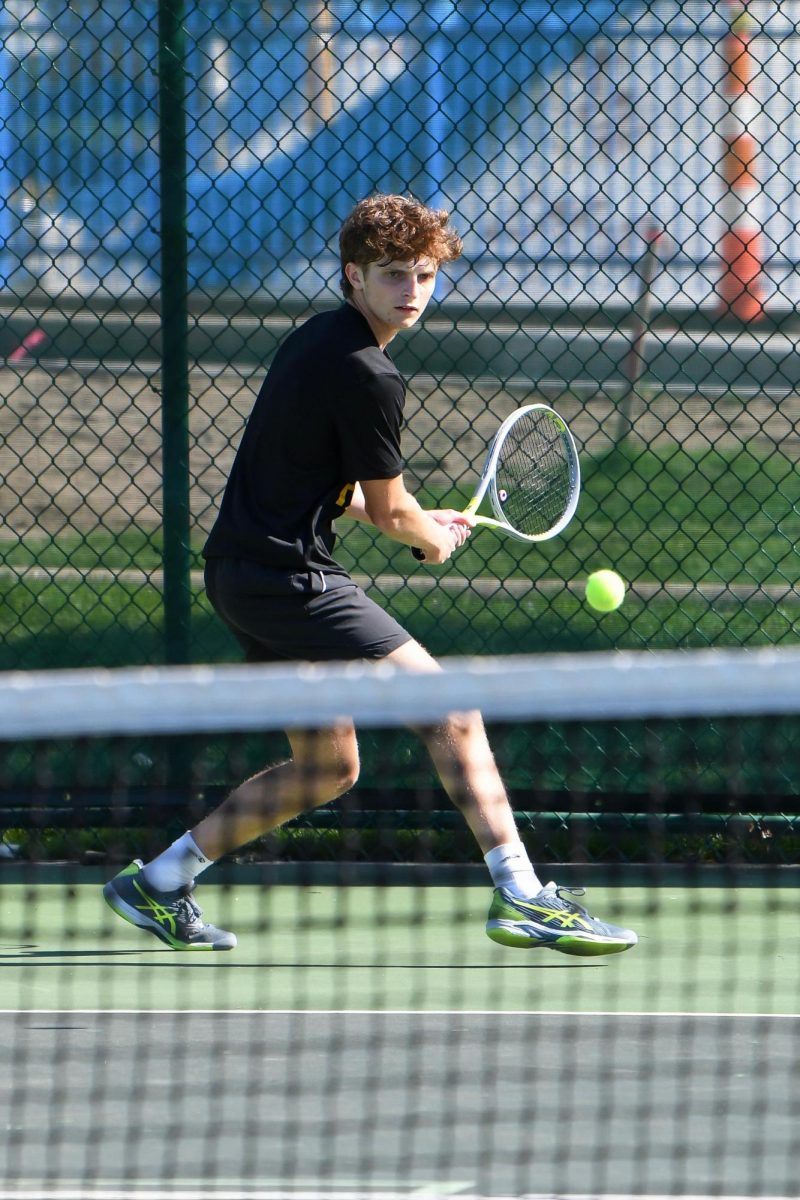 Senior Landis Teren (pictured) and junior Ethan Harmer advanced to districts at the Springside Athletic Club in Akron on May 13-18 for singles. 
