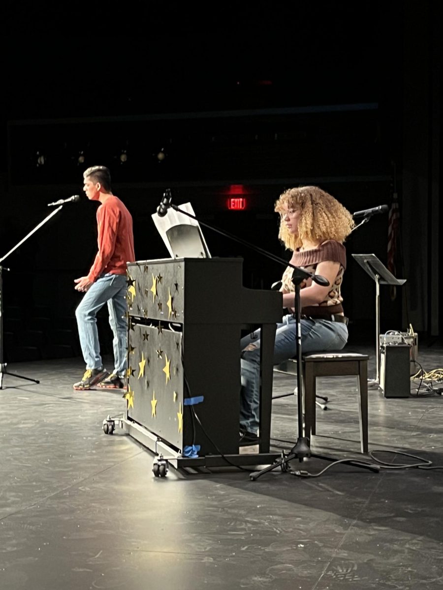 Sophomore Arnav Bokil performed Scientist by Coldplay accompanied by Ellen Hawkins on piano. 