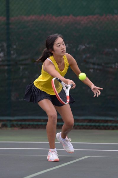 Co-Captain Amy Zhou and her first doubles partner Charlotte Doughty advanced out of sectionals along with the second doubles team of Maddie Spahler and Ida Chang. 
