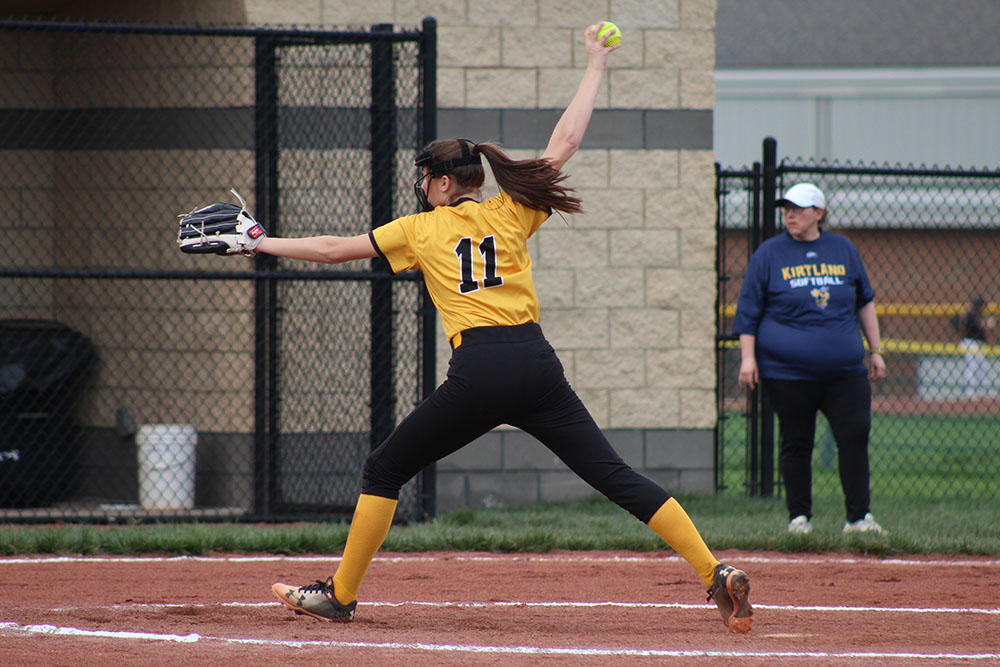 Pitcher Ela Sasmaz delivers the pitch with confidence.